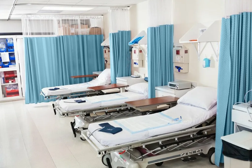 Hospital curtains in UAE