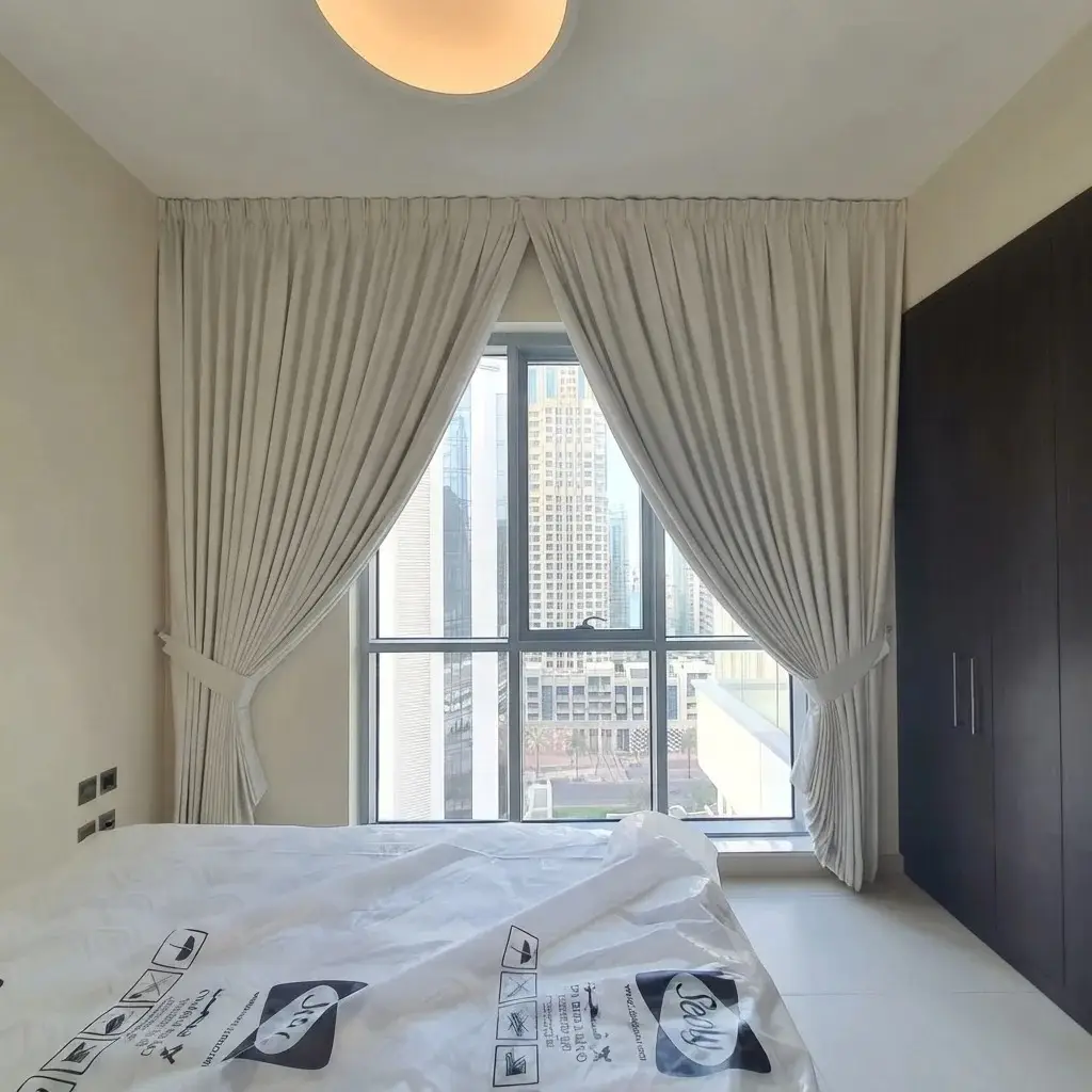 curtains dubai